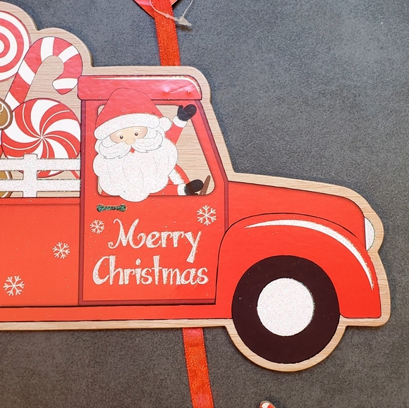 New Santa's Workshop Candy Cane Lane Sign - Picture 4 of 7